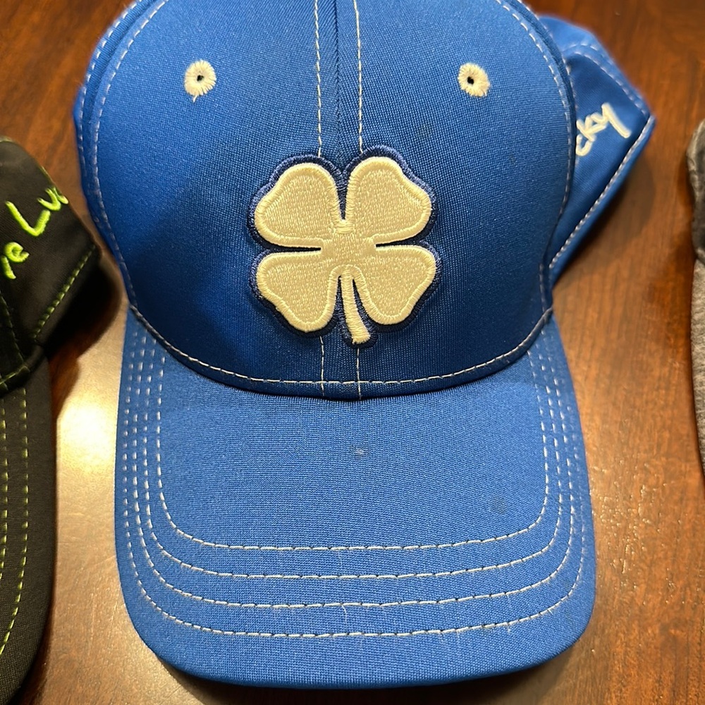 Live lucky hats